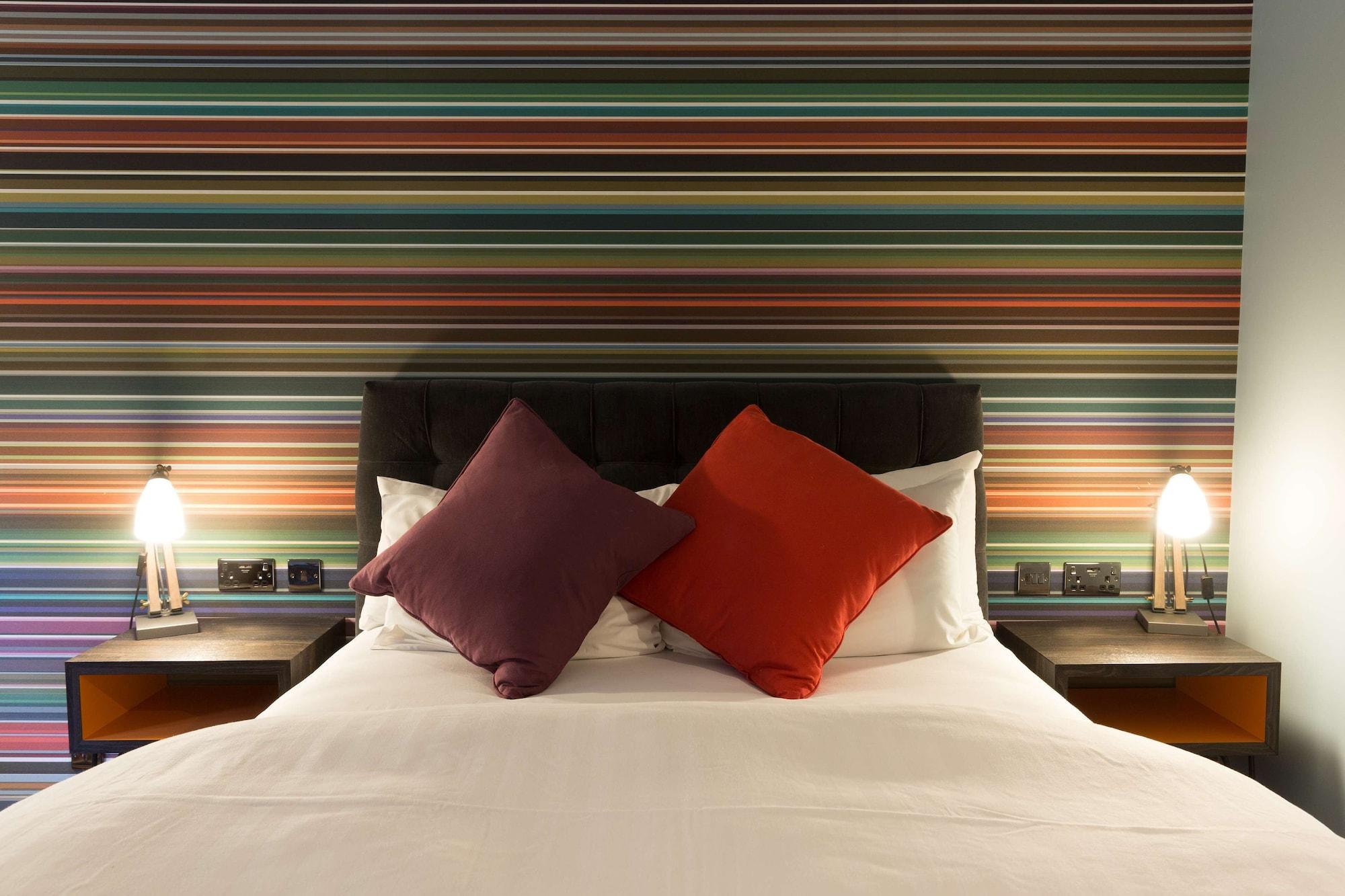 Village Hotel Warrington Dış mekan fotoğraf