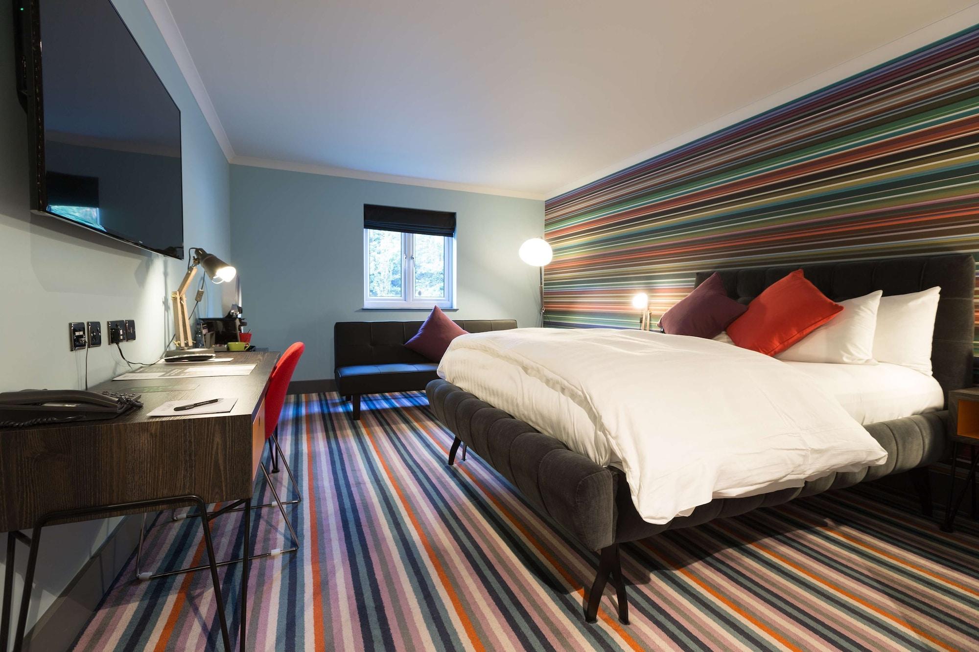 Village Hotel Warrington Dış mekan fotoğraf